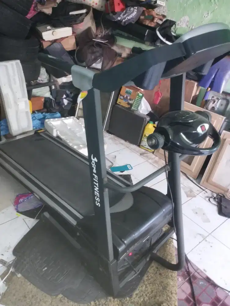 Jual 1 buah treadmill elektrik normal