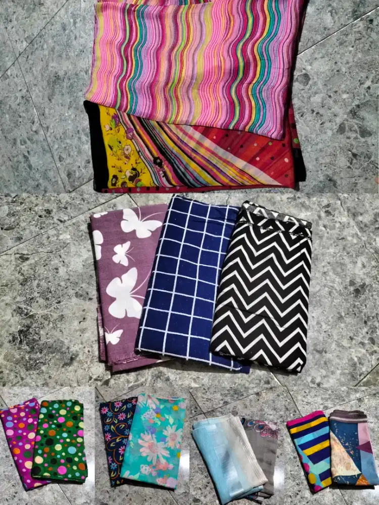 Hijab motif segi empat