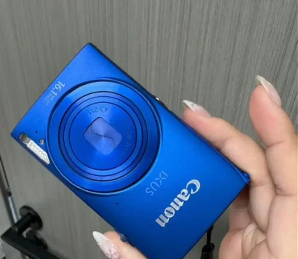 Canon ixus 240hs blueee