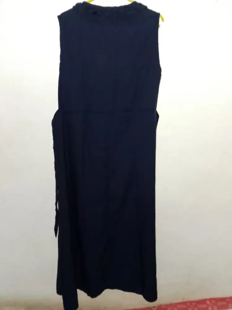 Preloved dress tanpa lengan