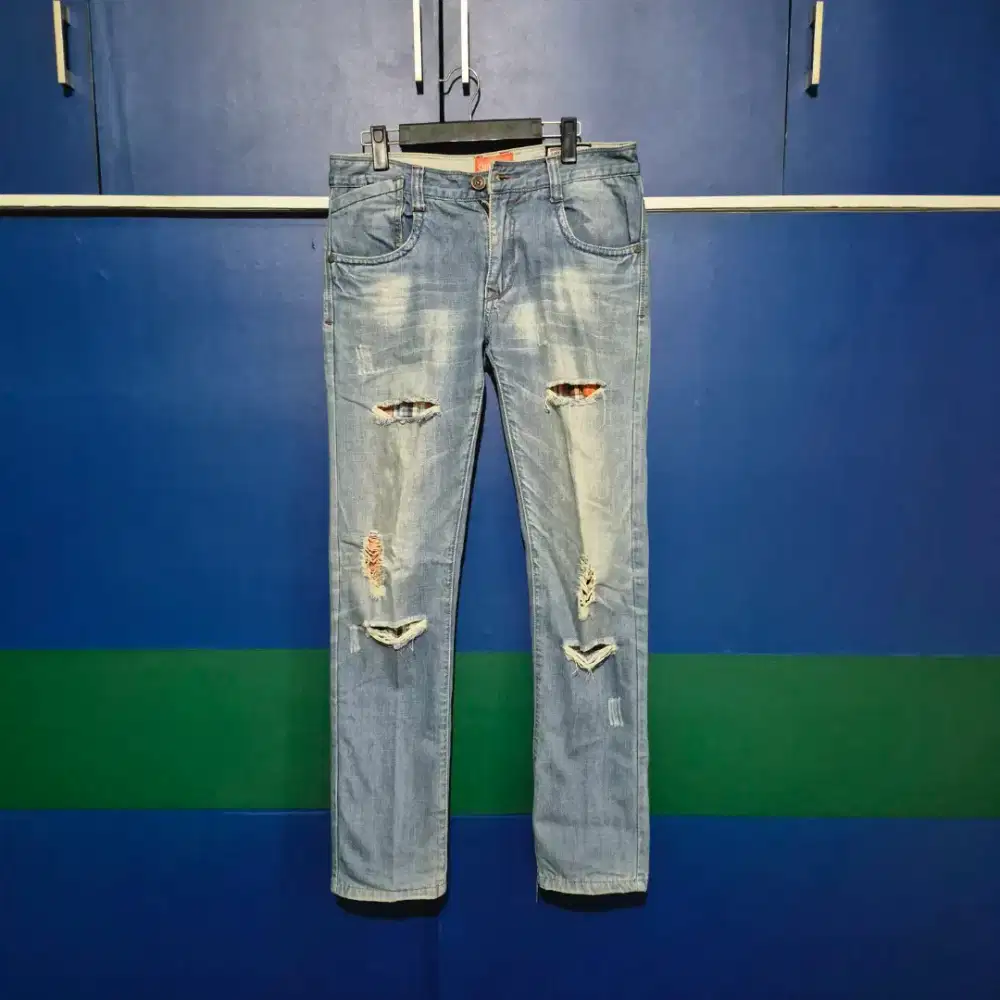 Celana Jeans Model Sobek Size 32