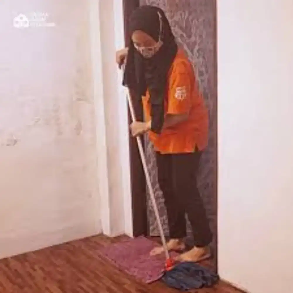 DIBUTUHKAN SEGERA. CLEANING SERVICE WANITA
