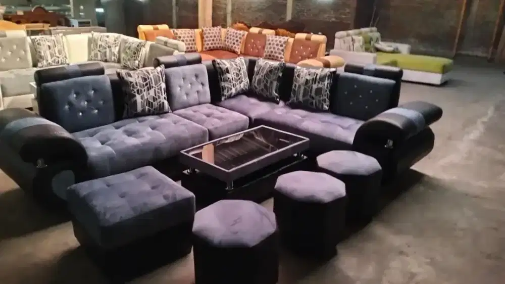 Sofa beranak abu hitam