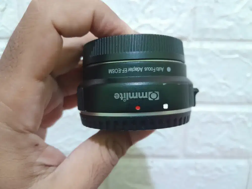 Adapter commlite EF-EOS M / dslr canon to mirroless canon