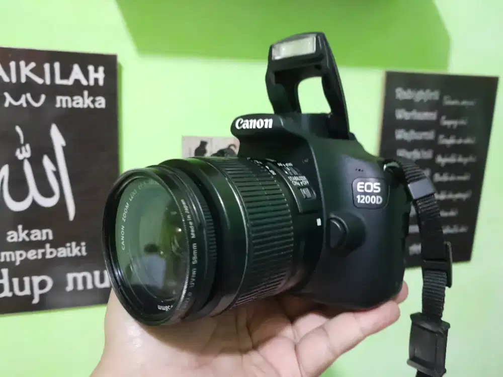 Kamera dslr Canon 1200D
