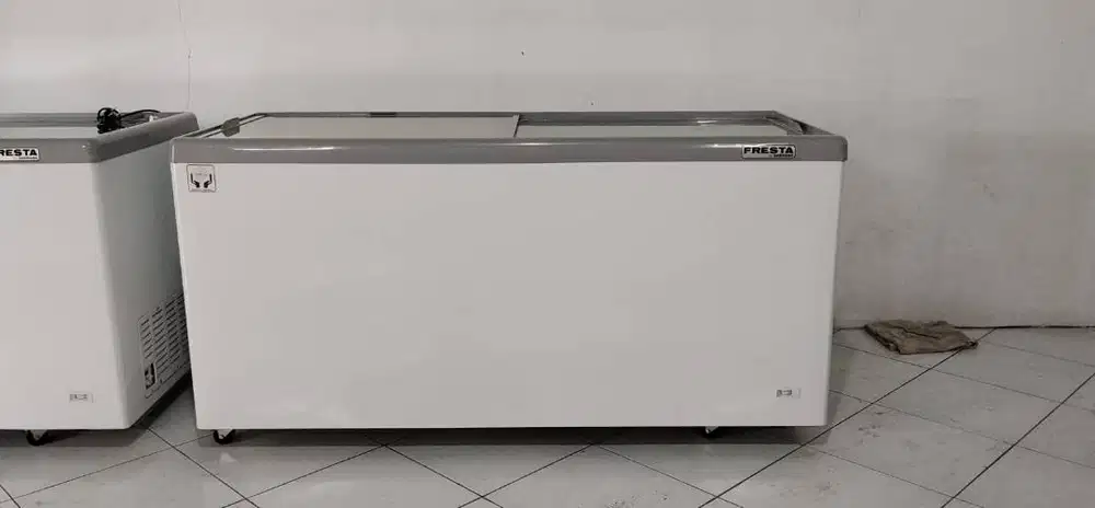 Jual Freezer 619 Liter untuk Perlengkapan Frozen Mart