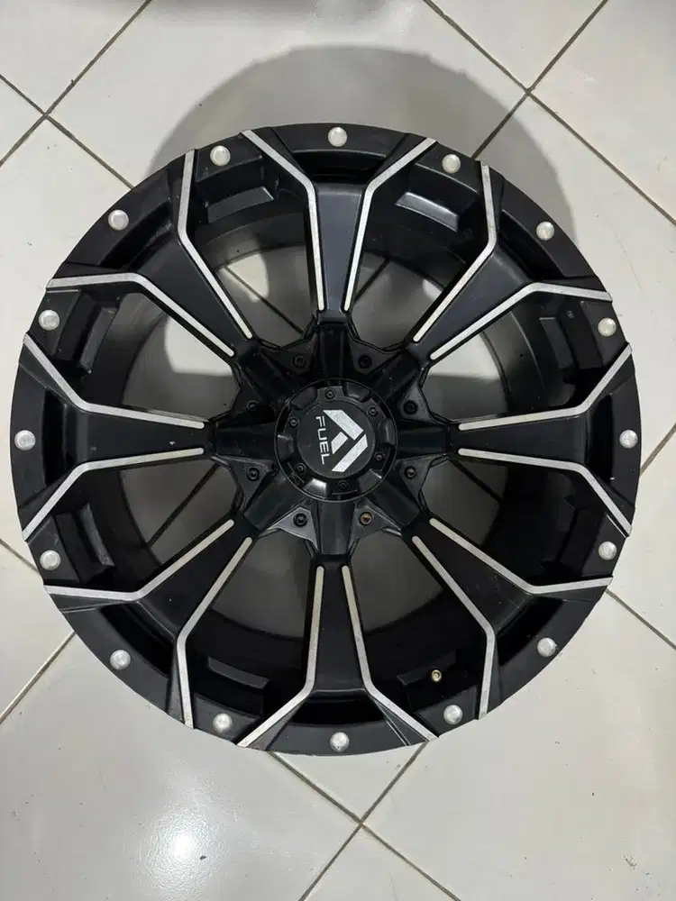 Velg R18 (6 Hole) Pajero fortuner hilux