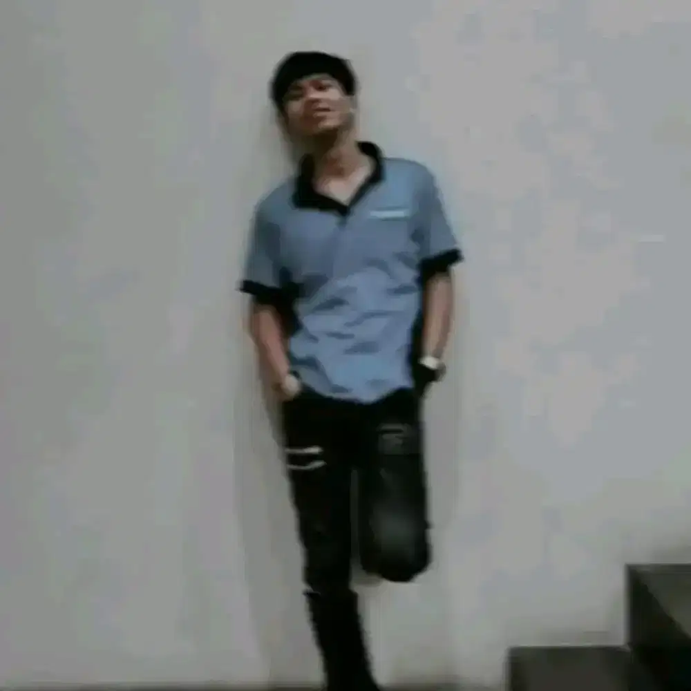 Cari lowongan yang ada mes dan ada 2 laki laki yang niat kerja