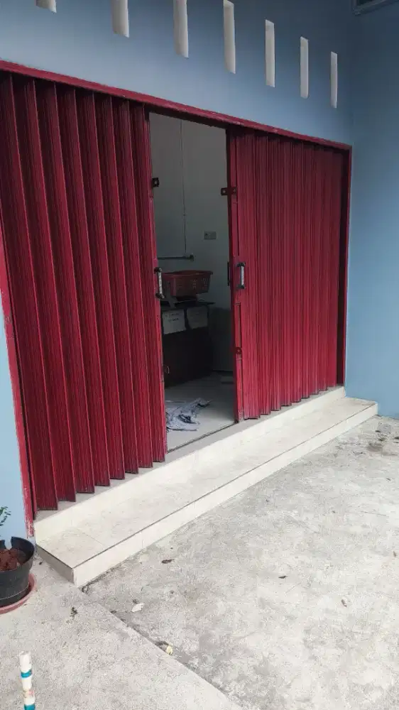 Sewa Di Sewakan Kios Warung Toko Pinggir Jalan Komarudin cakung