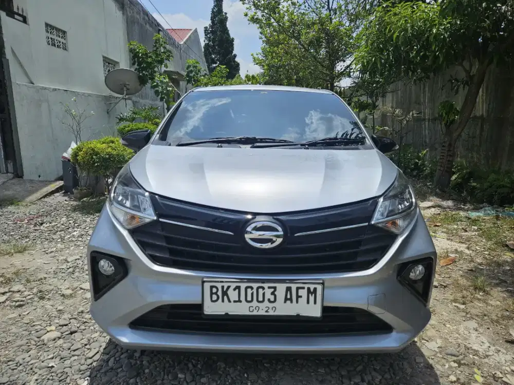 Daihatsu Sigra R 1.2 MT 2024