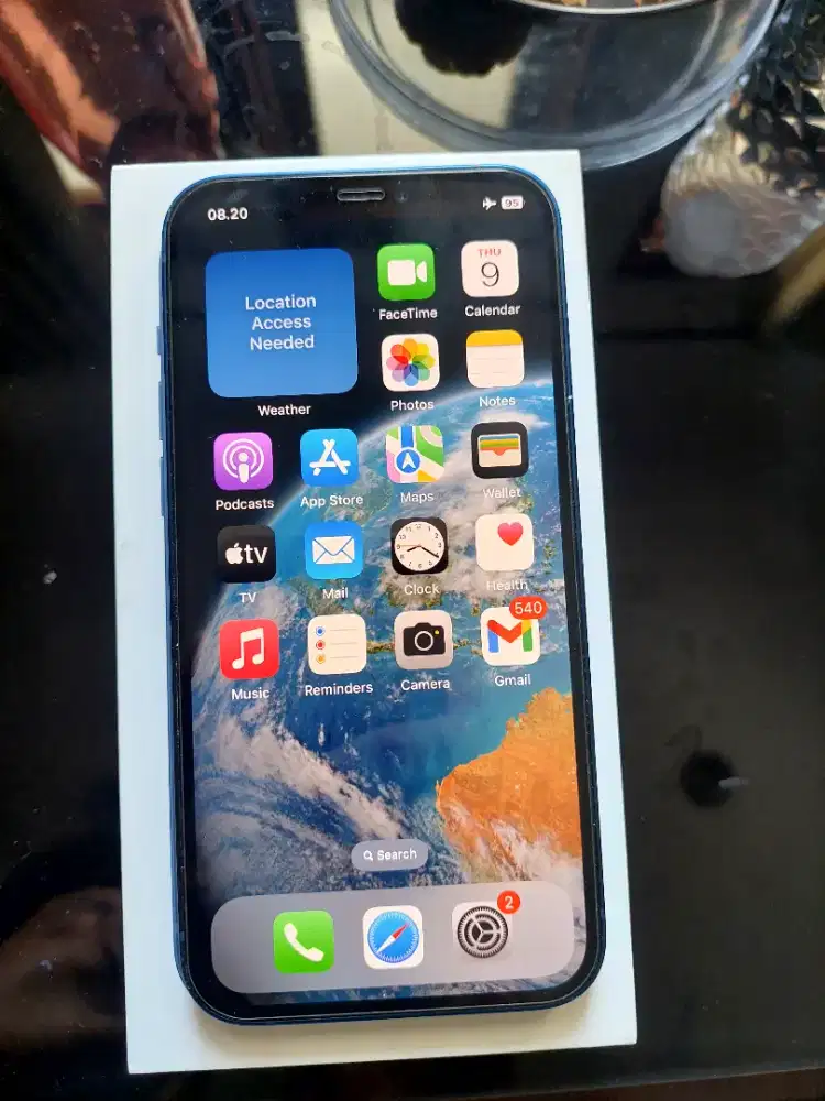 Iphone 12 64 GB ex garansi Erajaya