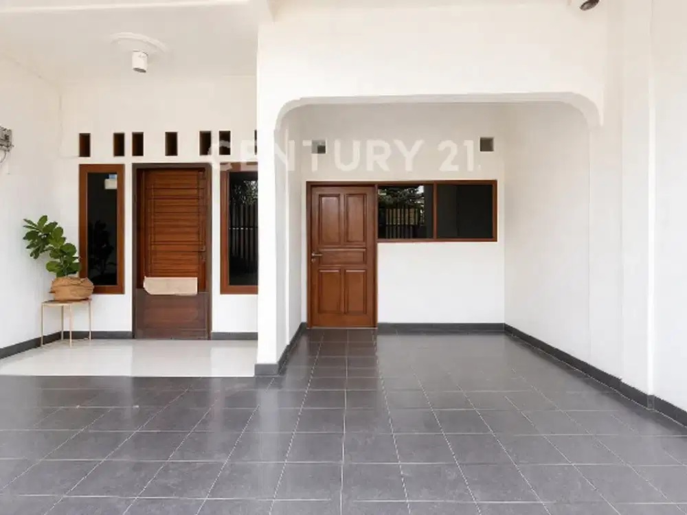 RUMAH 2 Lt SIAP HUNI DI SUKABUMI SELATAN KEBON JERUK JAKART BARAT