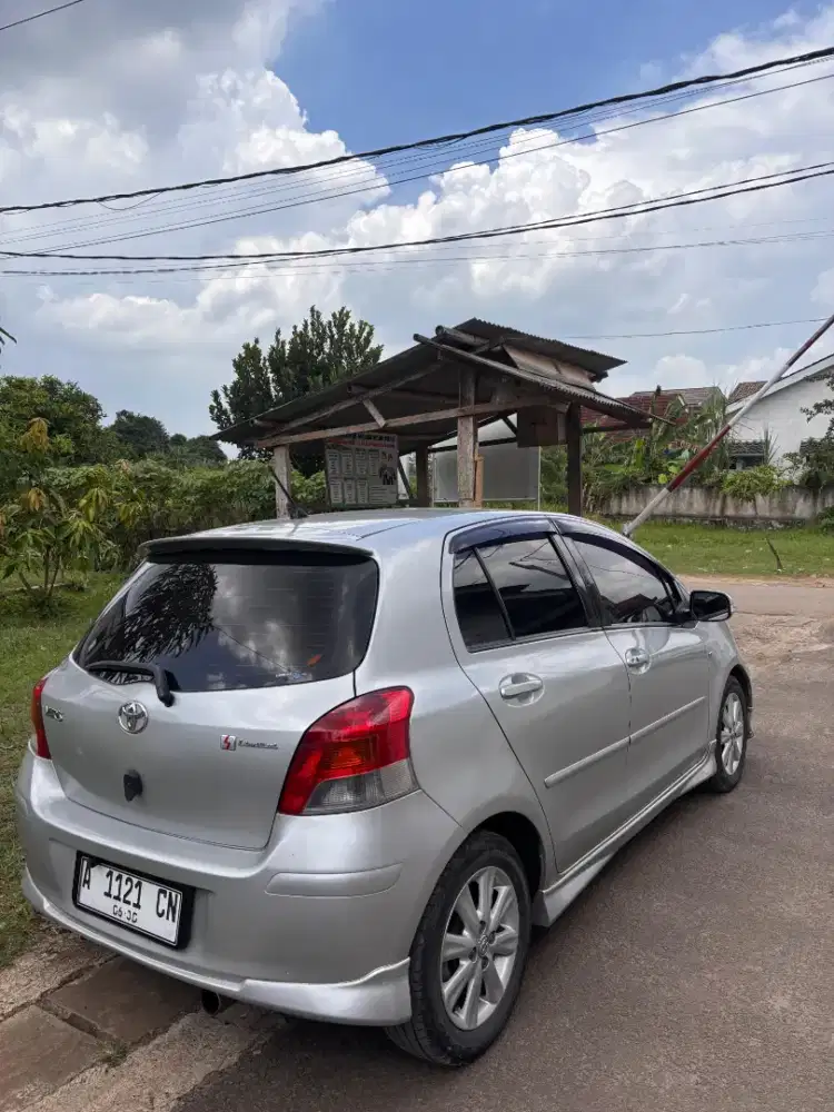 Yaris tipe S limited matic 2010