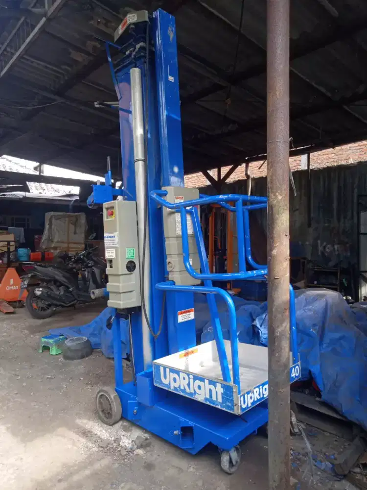 Tangga Hydrolix 12 meter merek upright