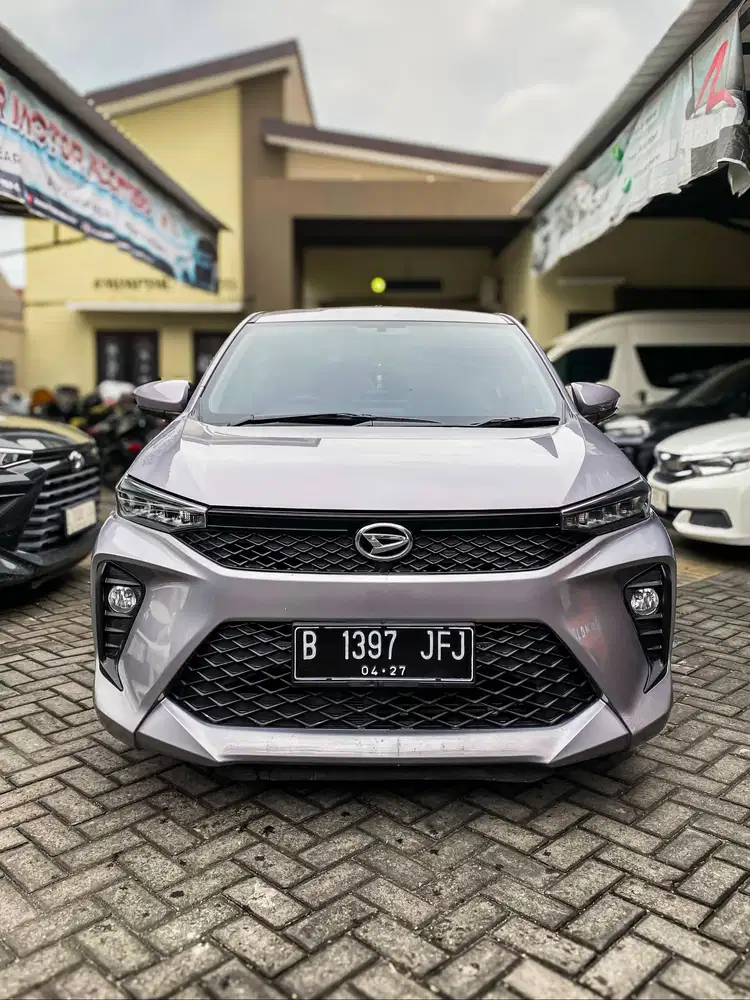 Xenia 1.3 R CVT  2022 Silver