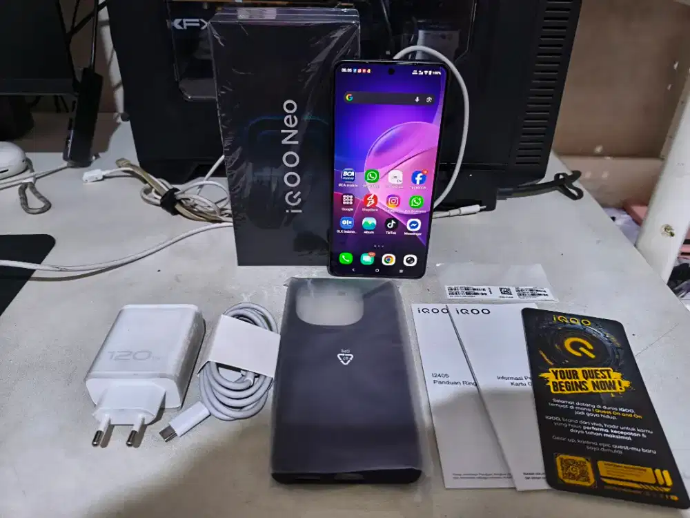 Iqoo Neo 10 - Ram 16/512GB Like New Onyx Black Garansi Resmi Fullset