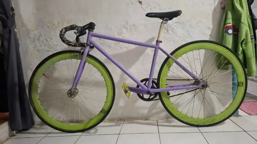 Sepeda FIXIE full kerren
