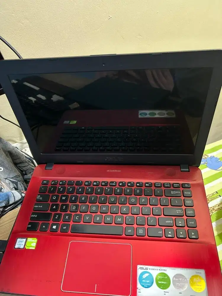 laptop Asus X441UV