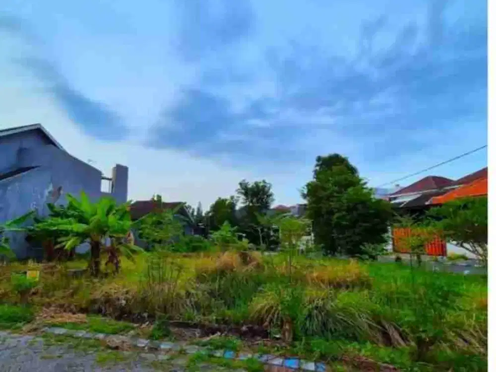 Dijual tanah di 
perumahan Kahuripan Nirwana sidoarjo posisi hook 
bisa dibagun beberapa Rmh