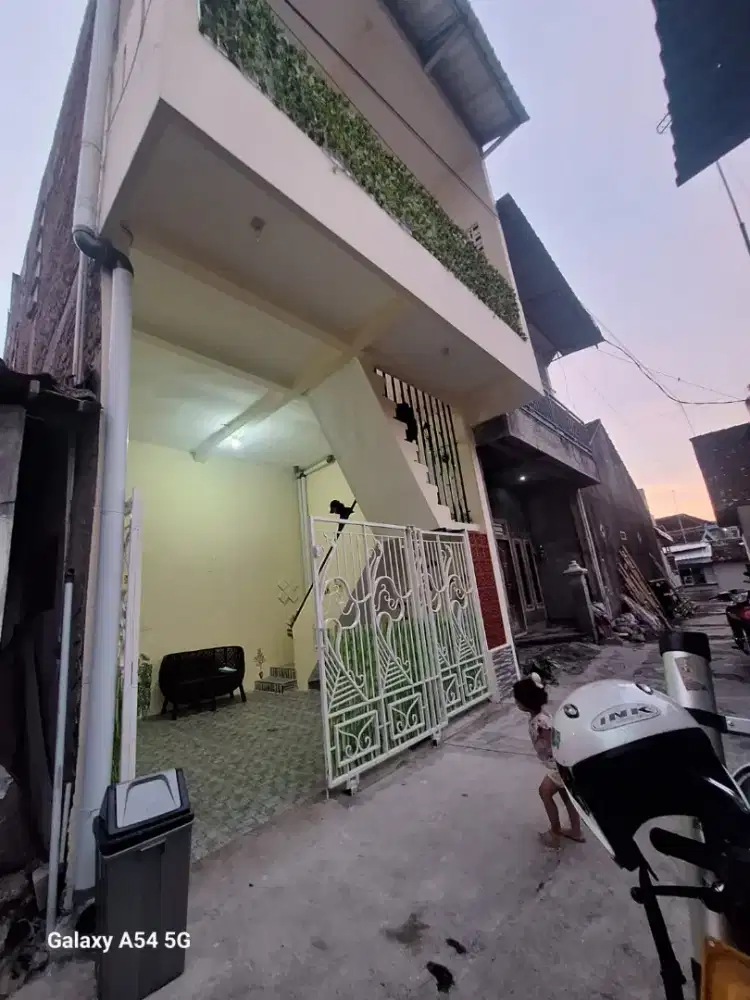 Dijual Kost UNS 7 kamar