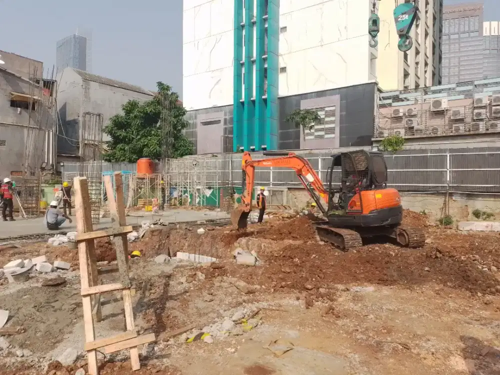 Dumptruck index 7m³ breaker pc 75 vibro 12 ton