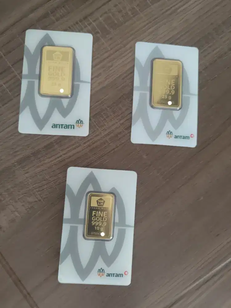 Emas Antam 25 Gram 2 Keping, 10 Gram 1 Keping