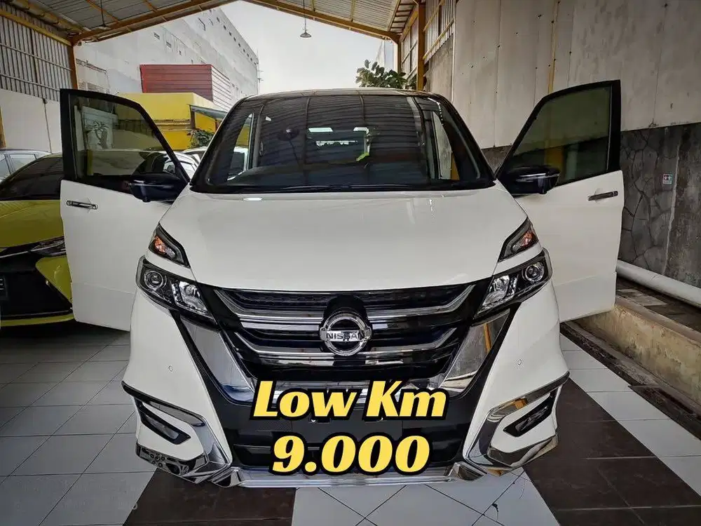 [ANTIK] Nissan Serena HWS 2.0 A/T 2023 Low Km 9 Ribu Seperti Baru