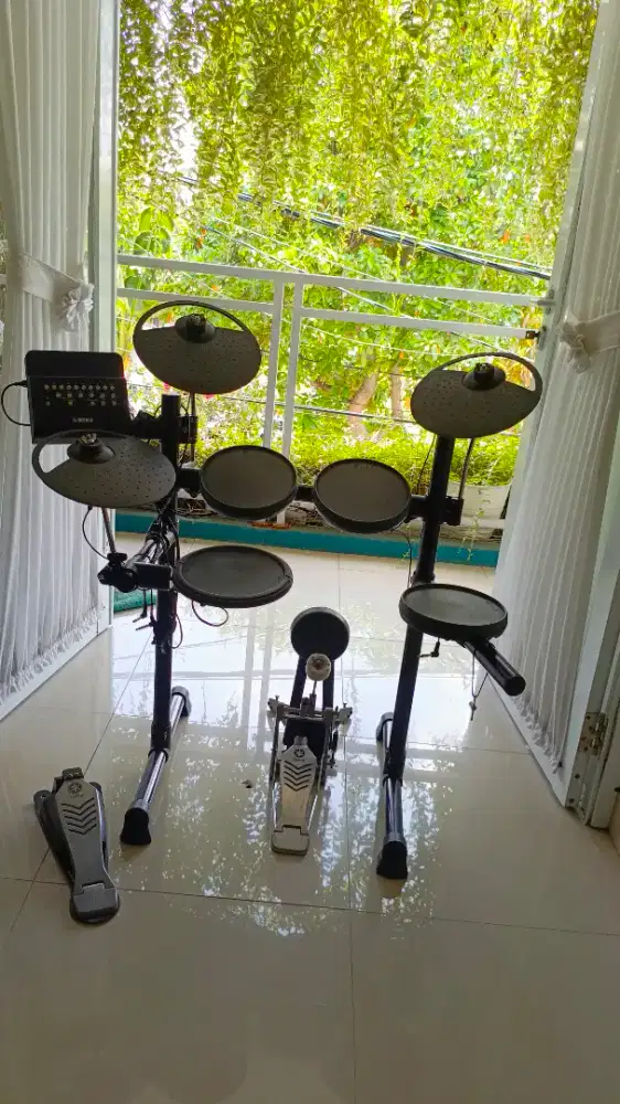 E-Drum Yamaha DTX450K + Dus/box kondisi normal baik.