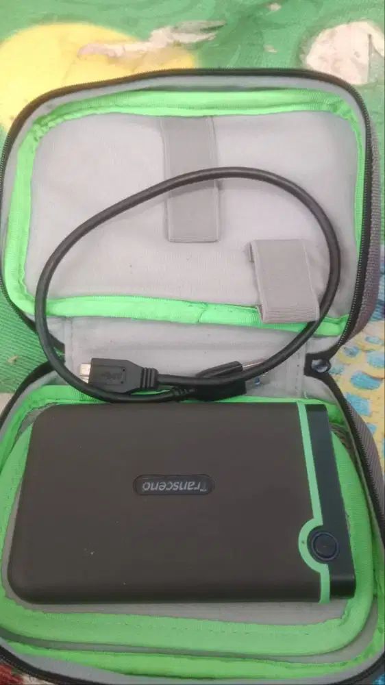 Hardisk merek transcend 1tera