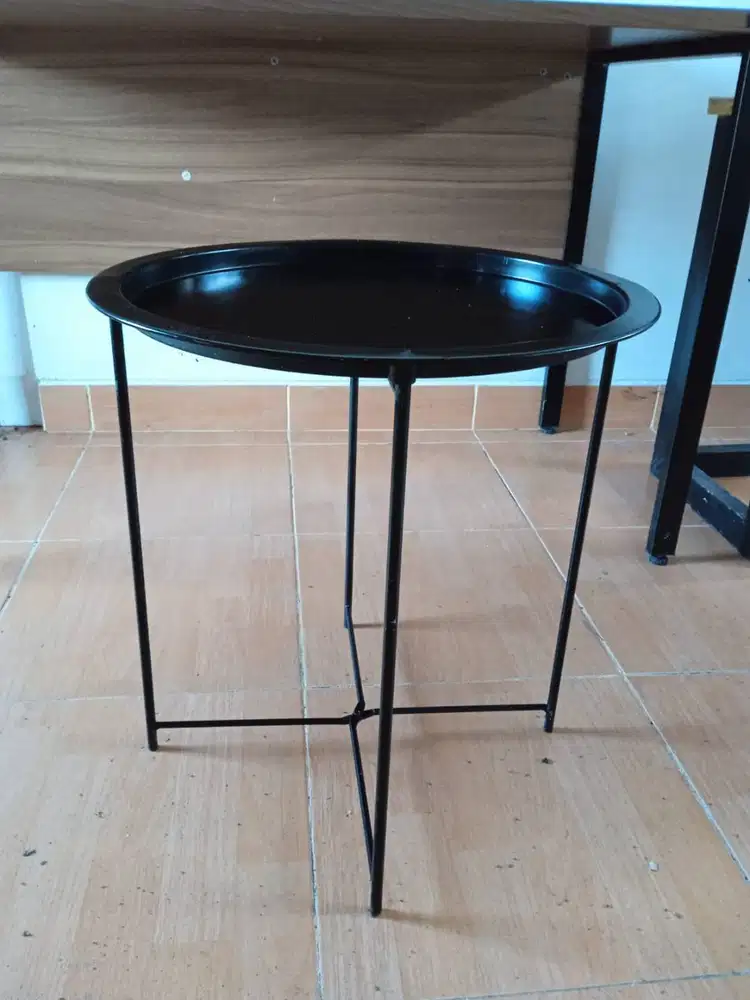 Meja Lipat Besi Informa Original Seken/Bekas Pakai/Preloved