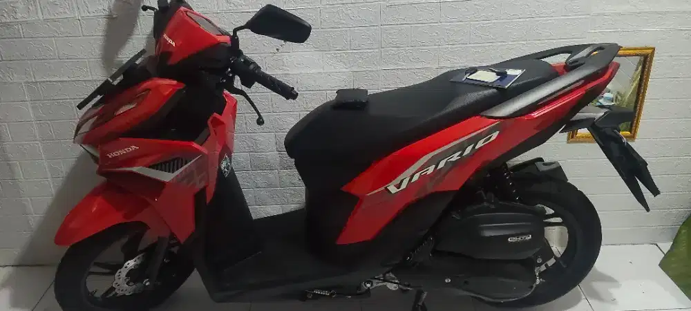 Vario 125 THN 2023 mulus warna merah