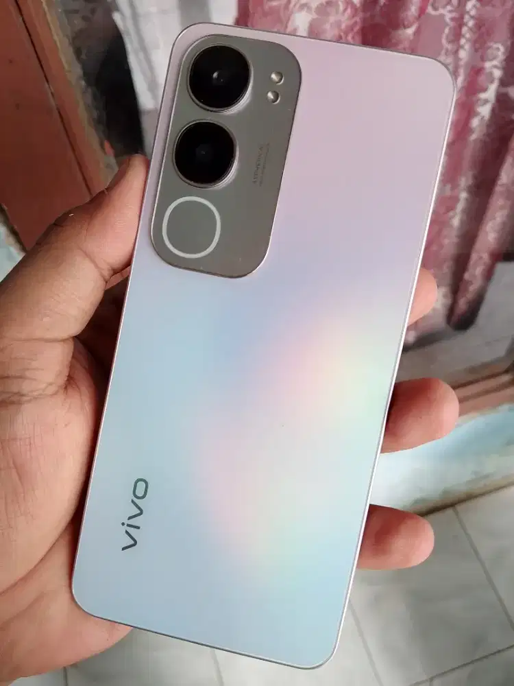 vivo y19s ram 4+4/64