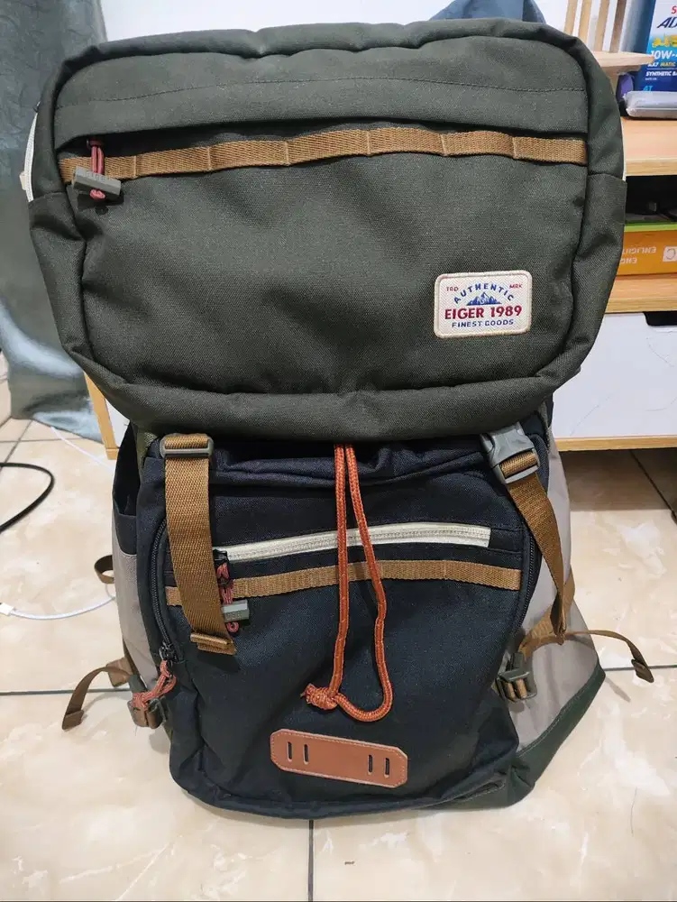 TAS EIGER (weekender ruck 32L) warna hijau hitam