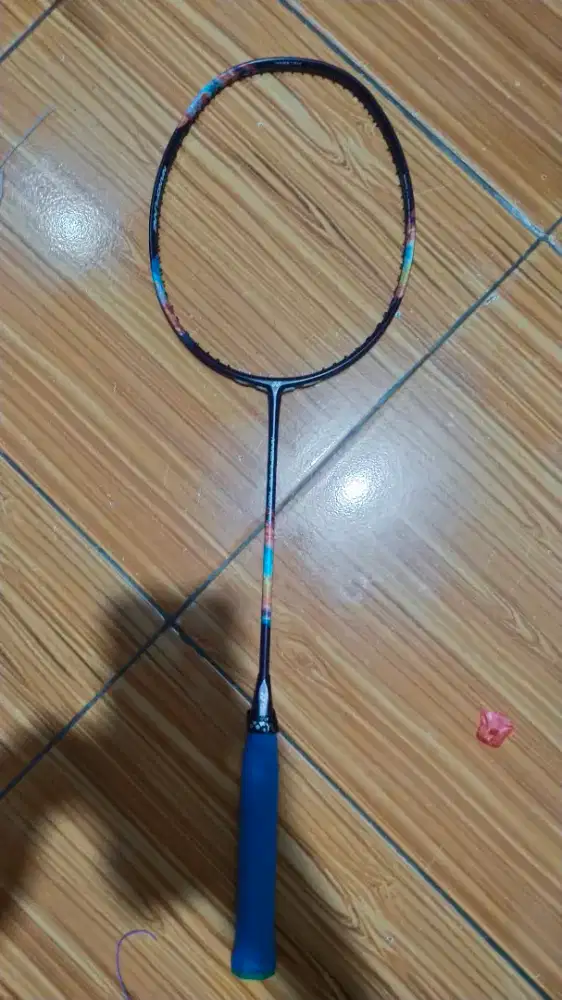 YONEX ASTROX 100 ZZ KURENAI