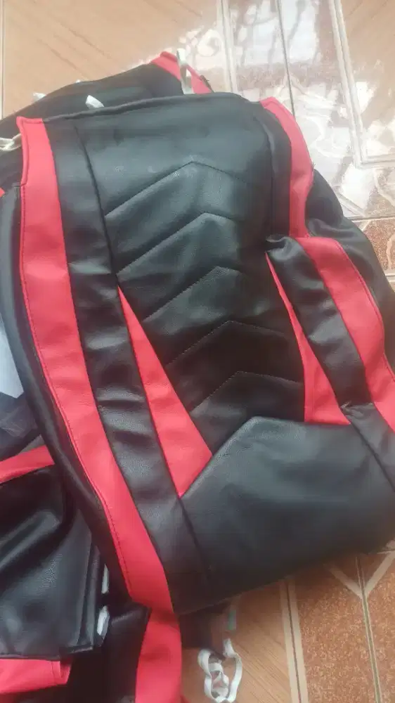 ual Sarung jok avanza xenia bahan  cherokee original merah hitam