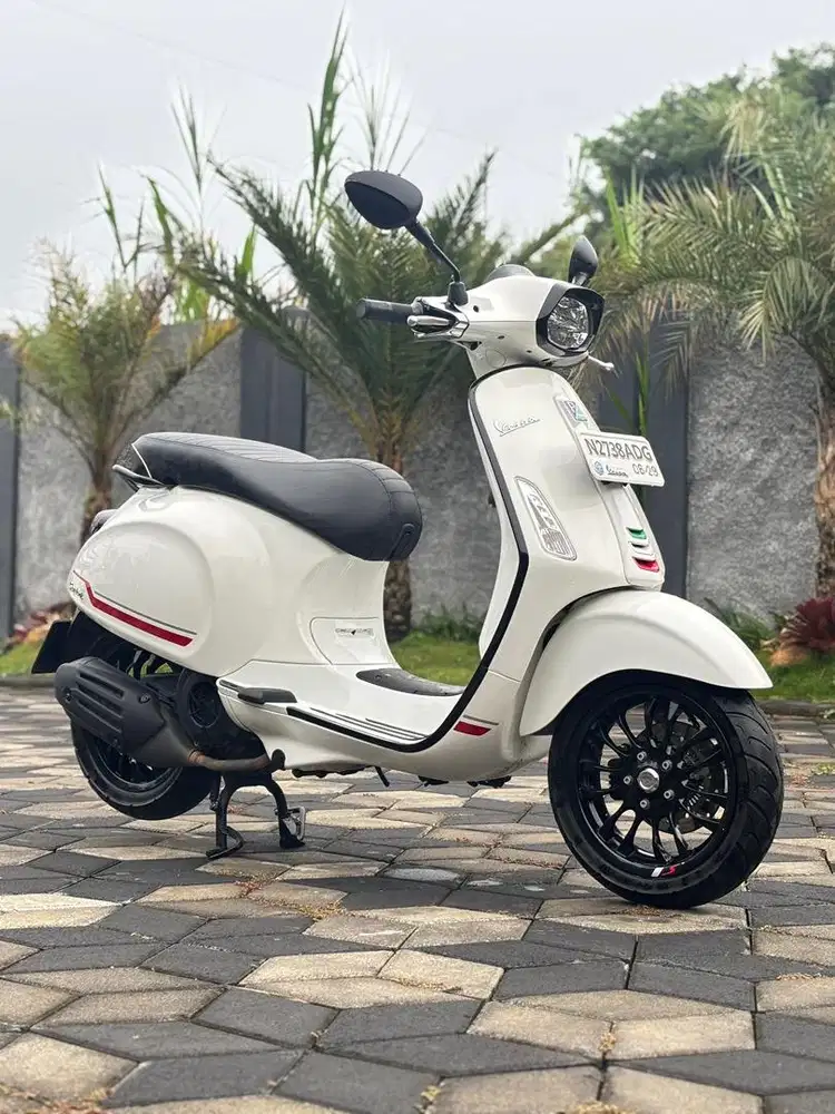 Vespa Sprint S 150 ABS IGet 2024 Putih N Malang Koko Motor