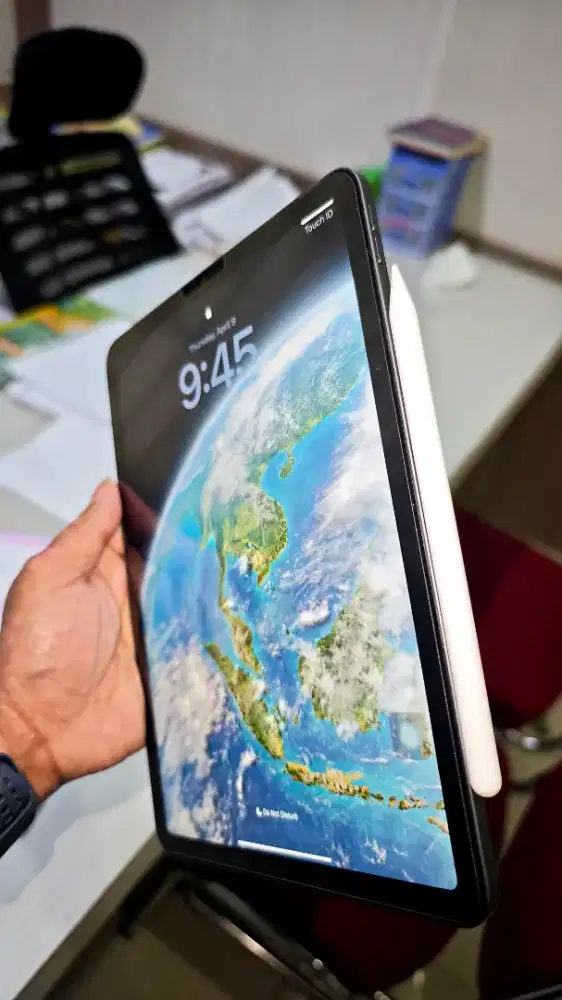 IPAD AIR 5 (bonus Pencil)