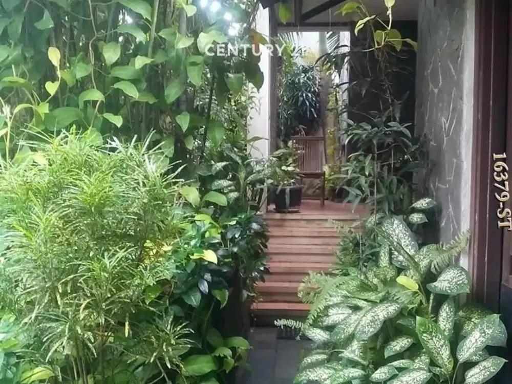 Dijual rumah dengan lokasi strategis di Sektor 7 Bintaro