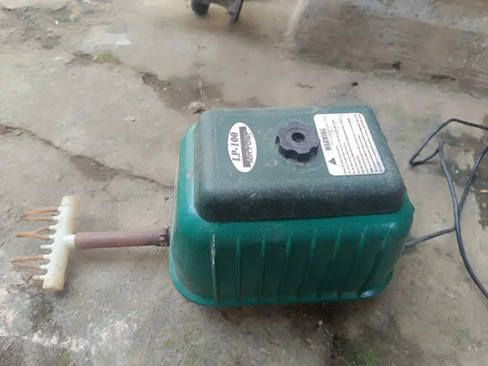 AIR PUMP OKSIGEN OXYGEN KOLAM RESUN LP 100