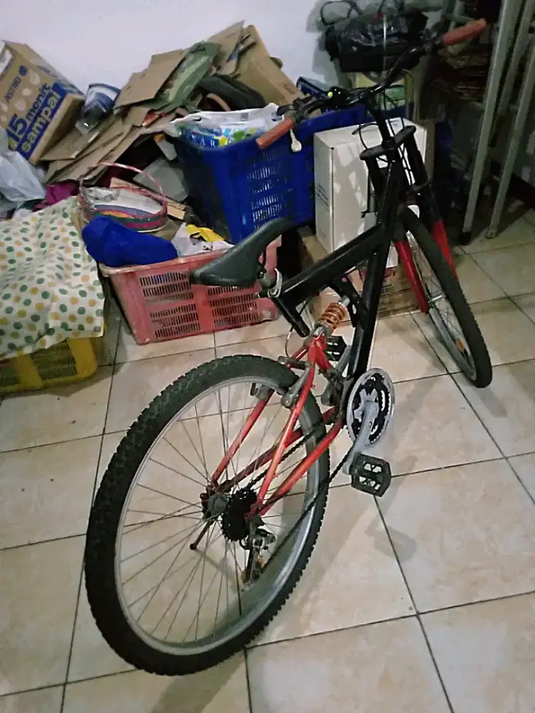 Sepeda Gunung 6 Speed.
