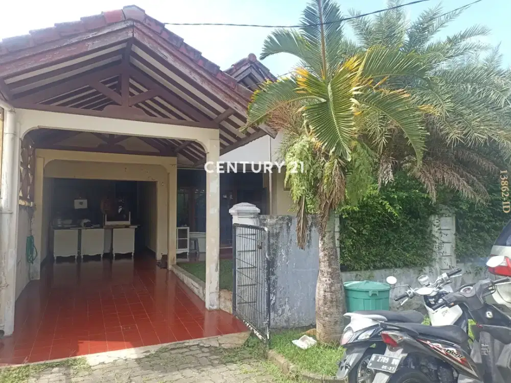 Rumah murah, tanah luas dan asri dalam komplek besar dekat stasiun Sudimara