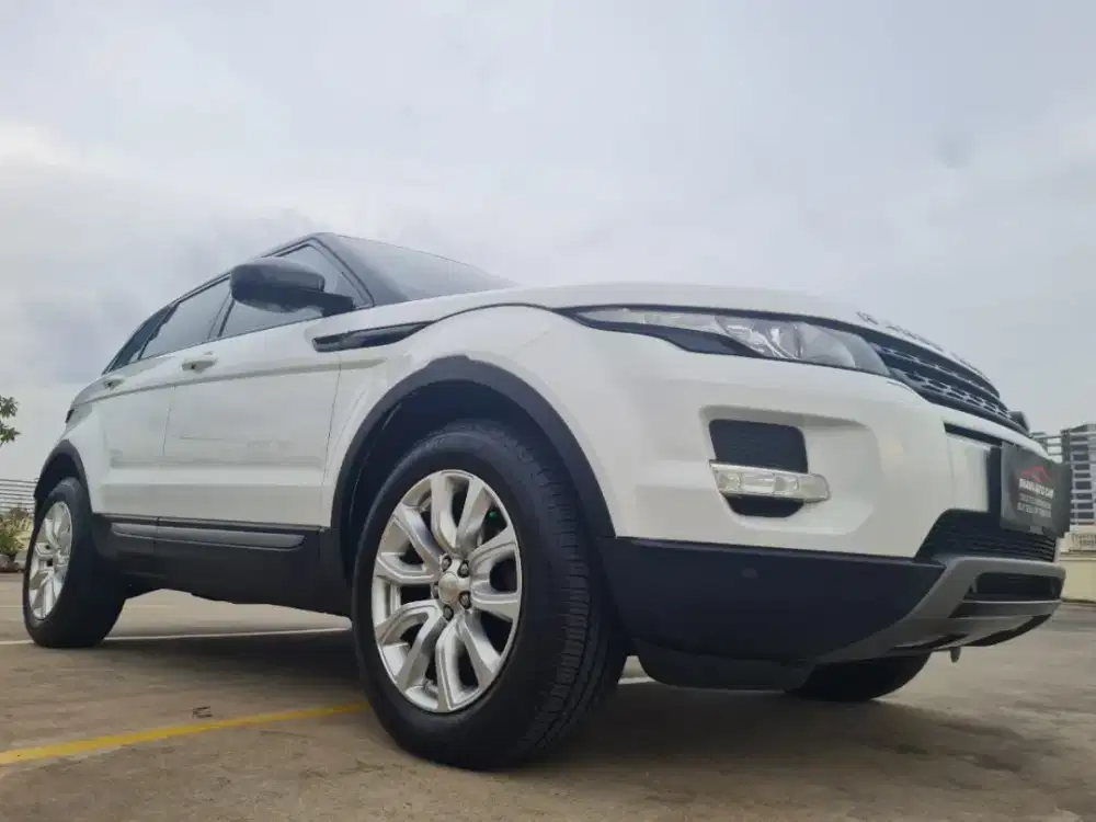 Range Rover Evoque 2015 nik 2014 9 Speed
