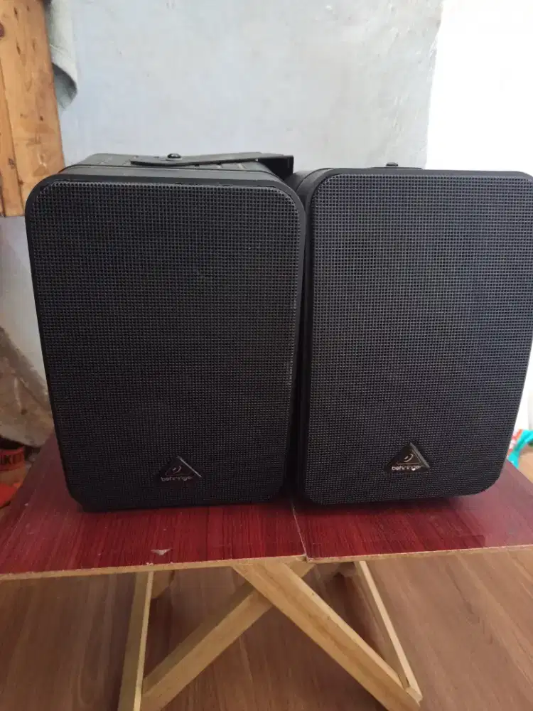 Speaker behringer 1C monitor pasif
