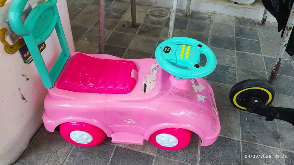 Mobil mainan anak, untuk balita