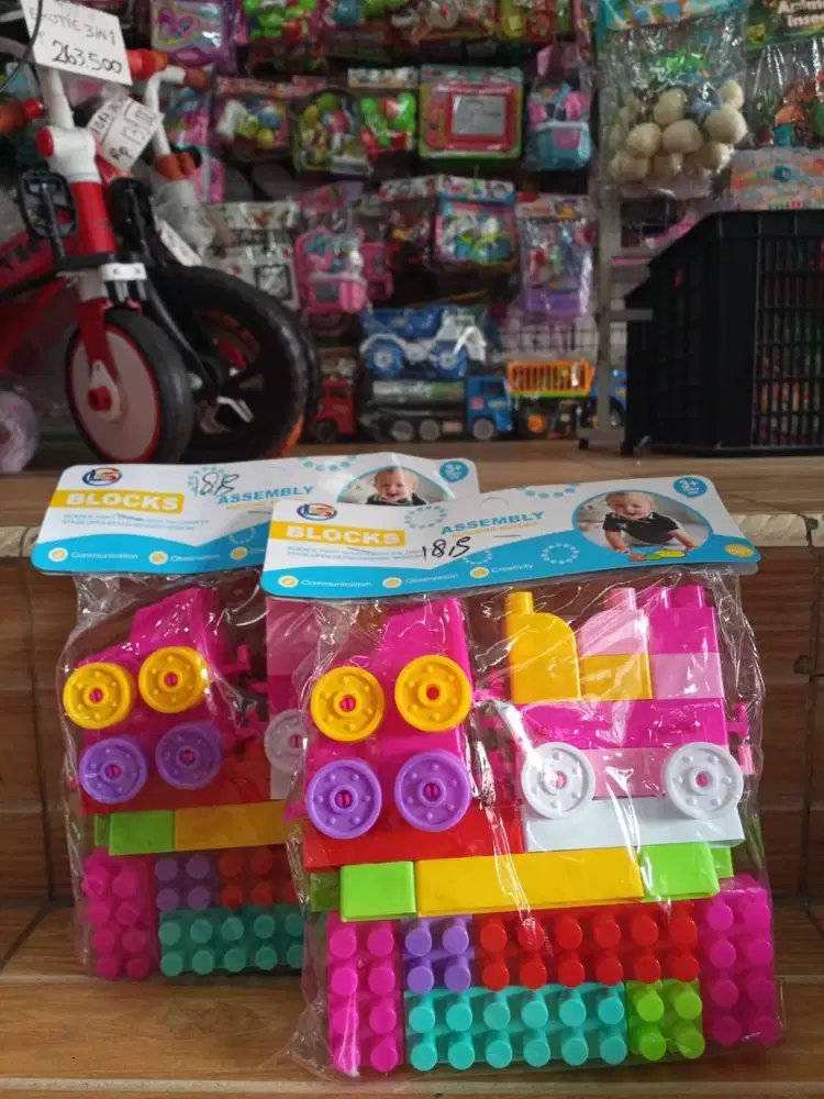 mainan anakk lego blockk kereta