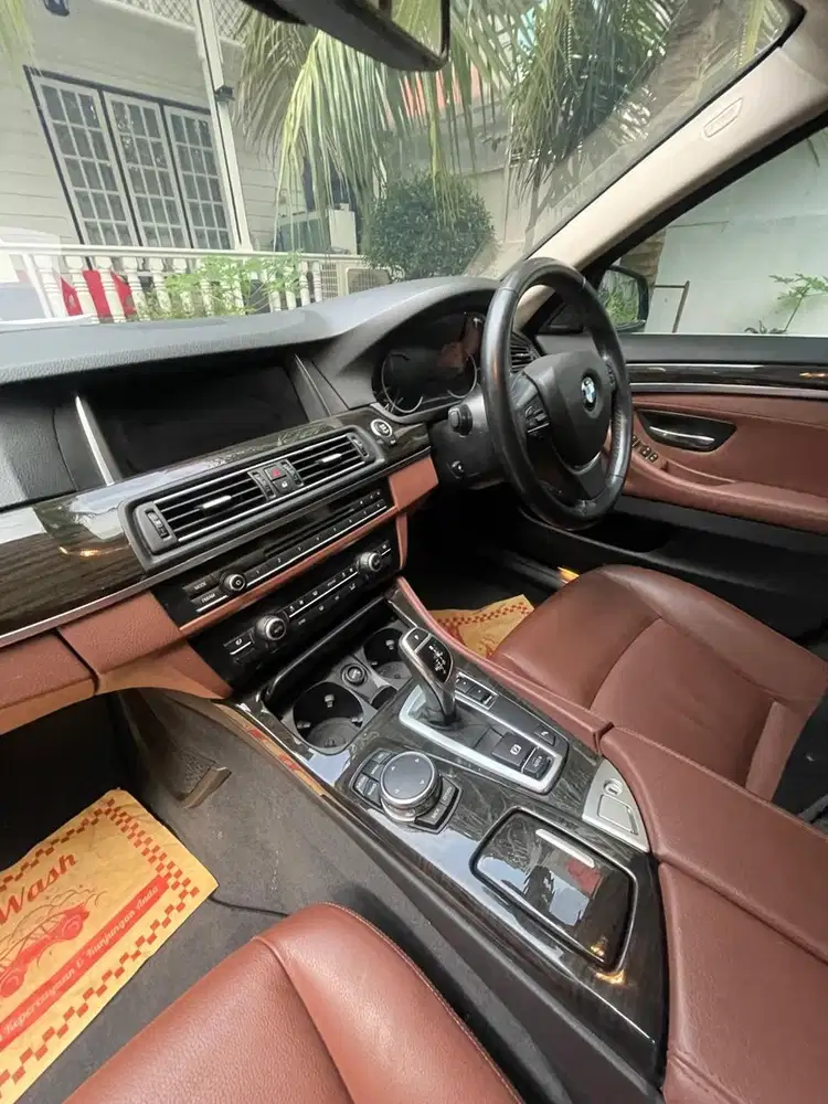 BMW 528i 2016 Bensin
