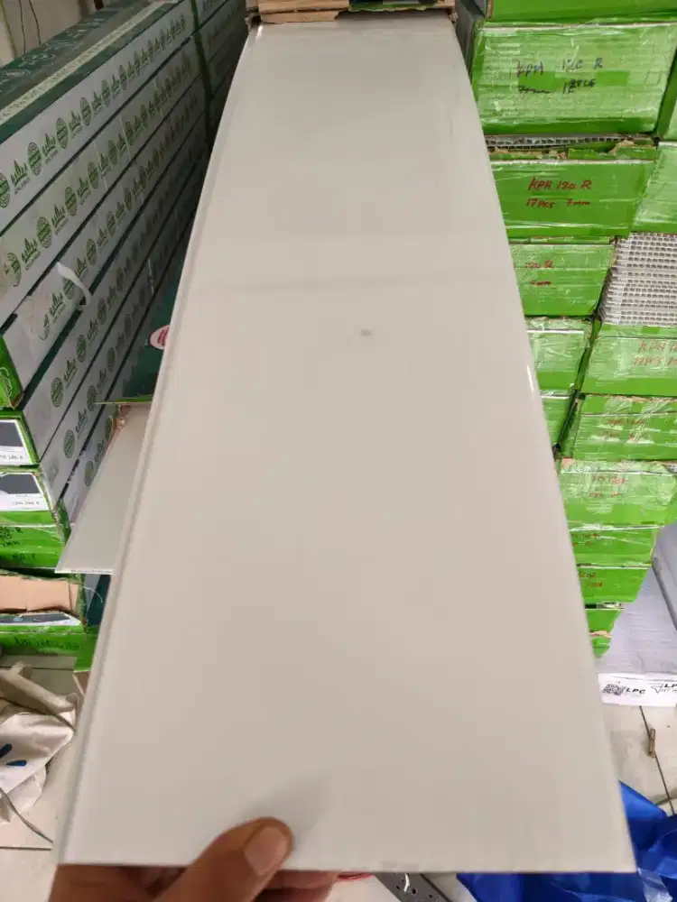 Bahan dan jasa pemasangan