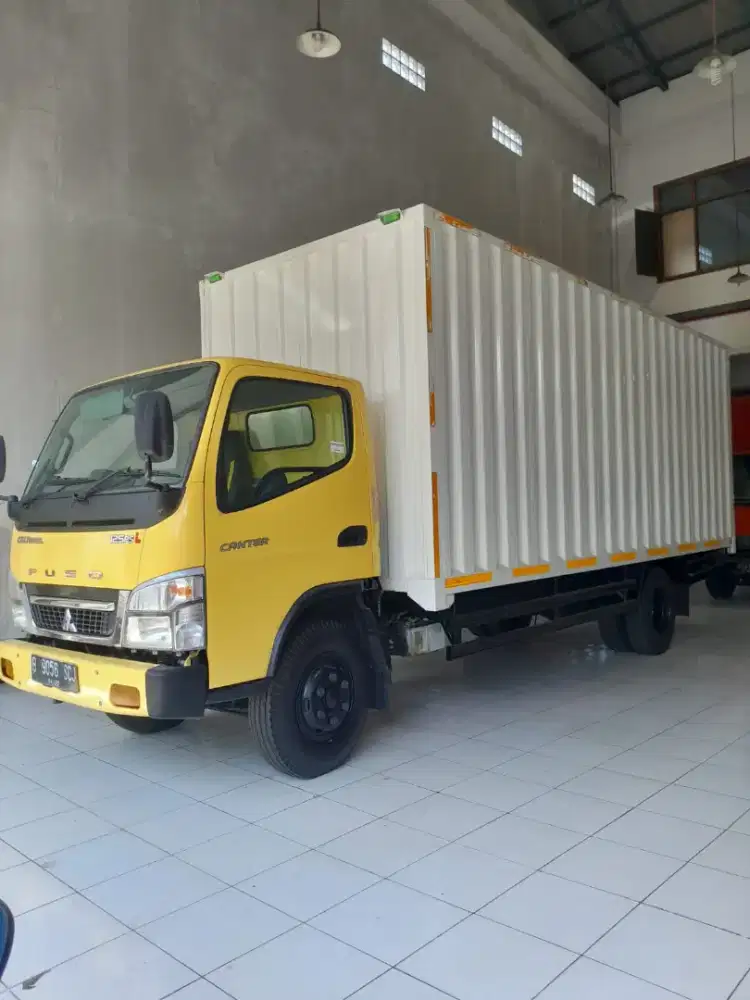 Mitsubishi FE74L Box Jumbo