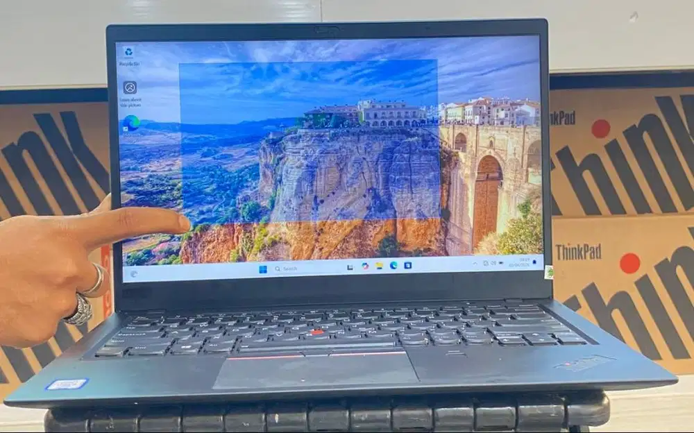 Laptop ThinkPad Touch X1 Carbon 6TH Core i5 Gen 8 | RAM 8GB| SSD 256GB