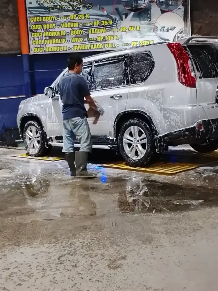 X-trail 2012 Matic Silver 2000cc